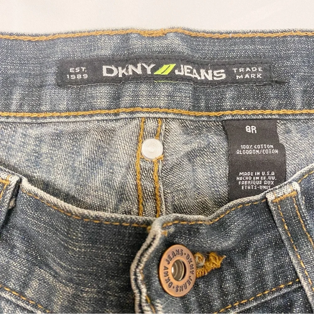 DKNY Vintage Medium Wash Straight Leg Jeans Made In USA - Picture 2 of 10